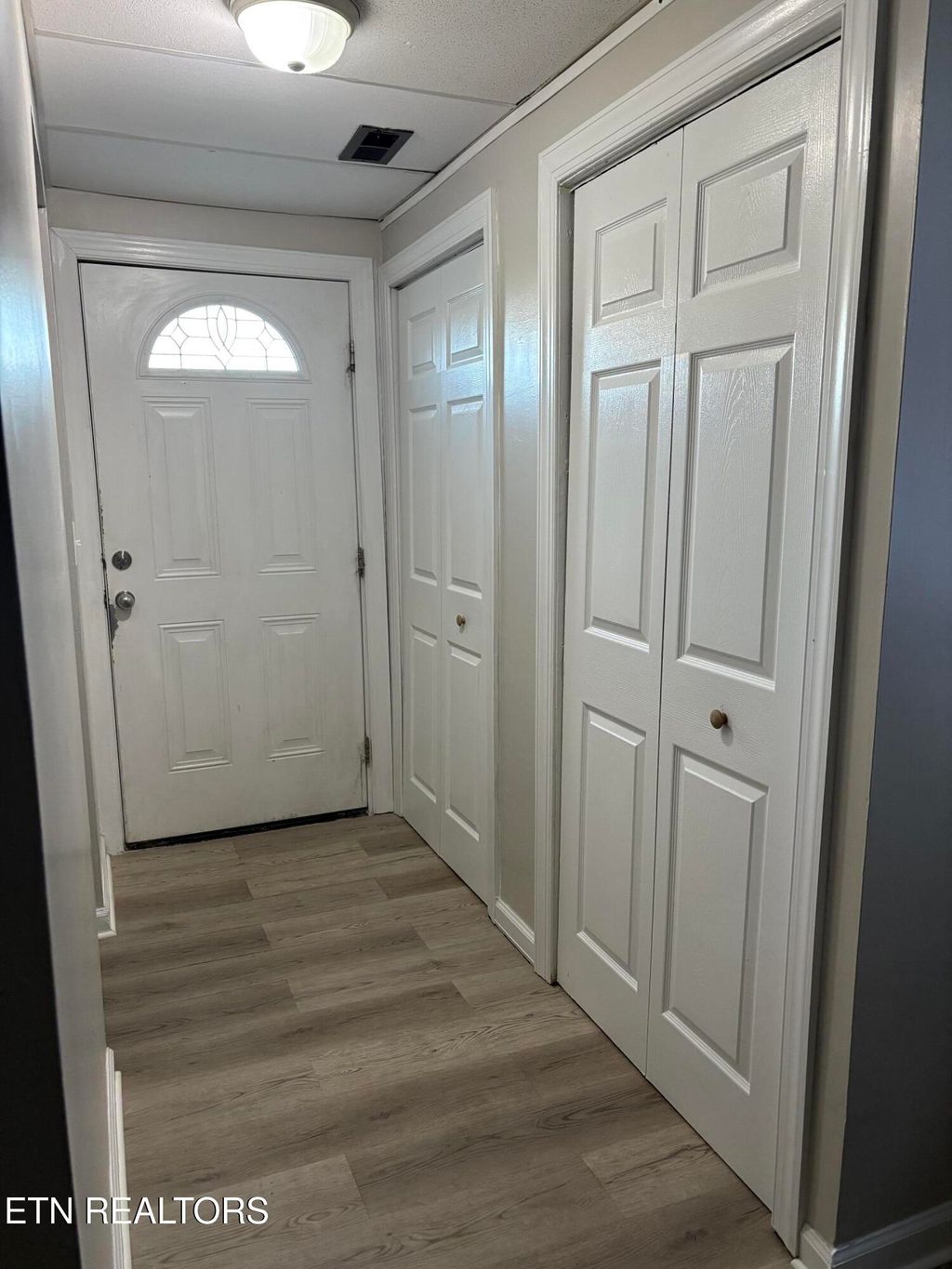 Photo of 162 E Race St #35, Kingston, TN 37763 (MLS # 1289800)