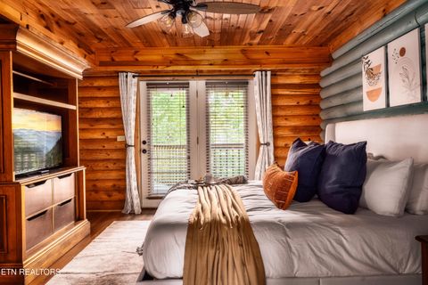 Tiny photo for 2615 Bear Crossing Way, Sevierville, TN 37862 (MLS # 1335734)