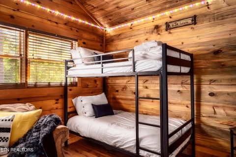 Tiny photo for 2615 Bear Crossing Way, Sevierville, TN 37862 (MLS # 1335734)