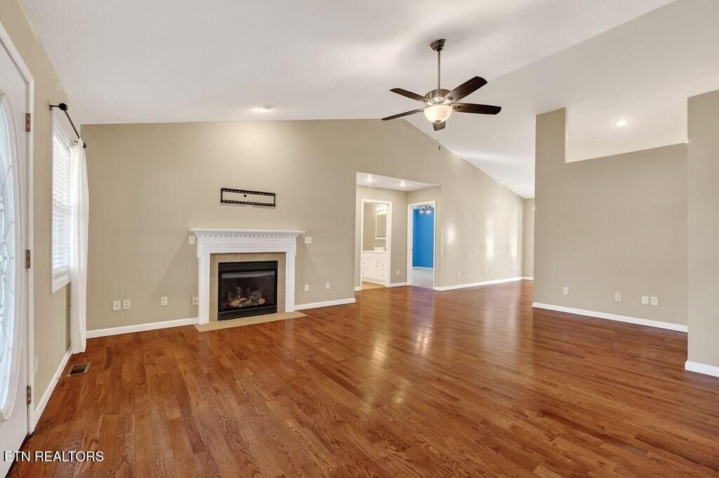 Photo of 477 Lincolnshire Drive, Crossville, TN 38555 (MLS # 1325226)