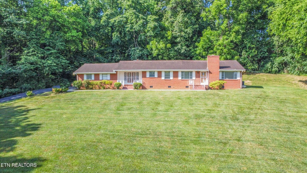 Photo of 437 Bridge View Lane, Knoxville, TN 37914 (MLS # 1345464)