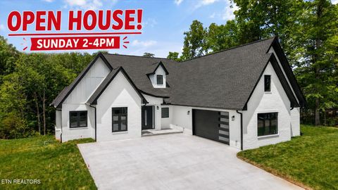 Photo of 400 Elohi Place, Loudon, TN 37774 (MLS # 1340140)