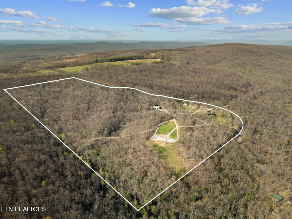 Photo of 74 Black Cat Tr, Rockwood, TN 37854 (MLS # 1338612)