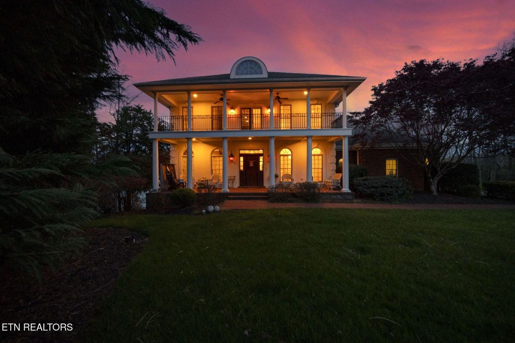 Photo of 471 Chelaque Way, Mooresburg, TN 37811 (MLS # 1296199)