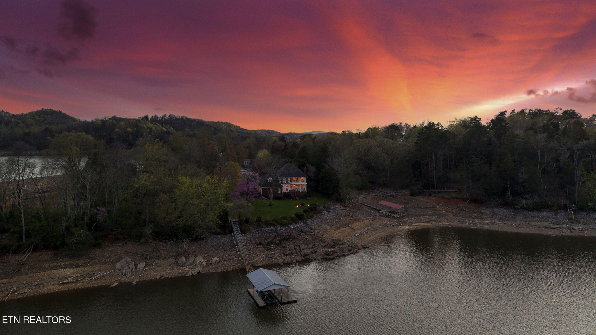 471 Chelaque Way