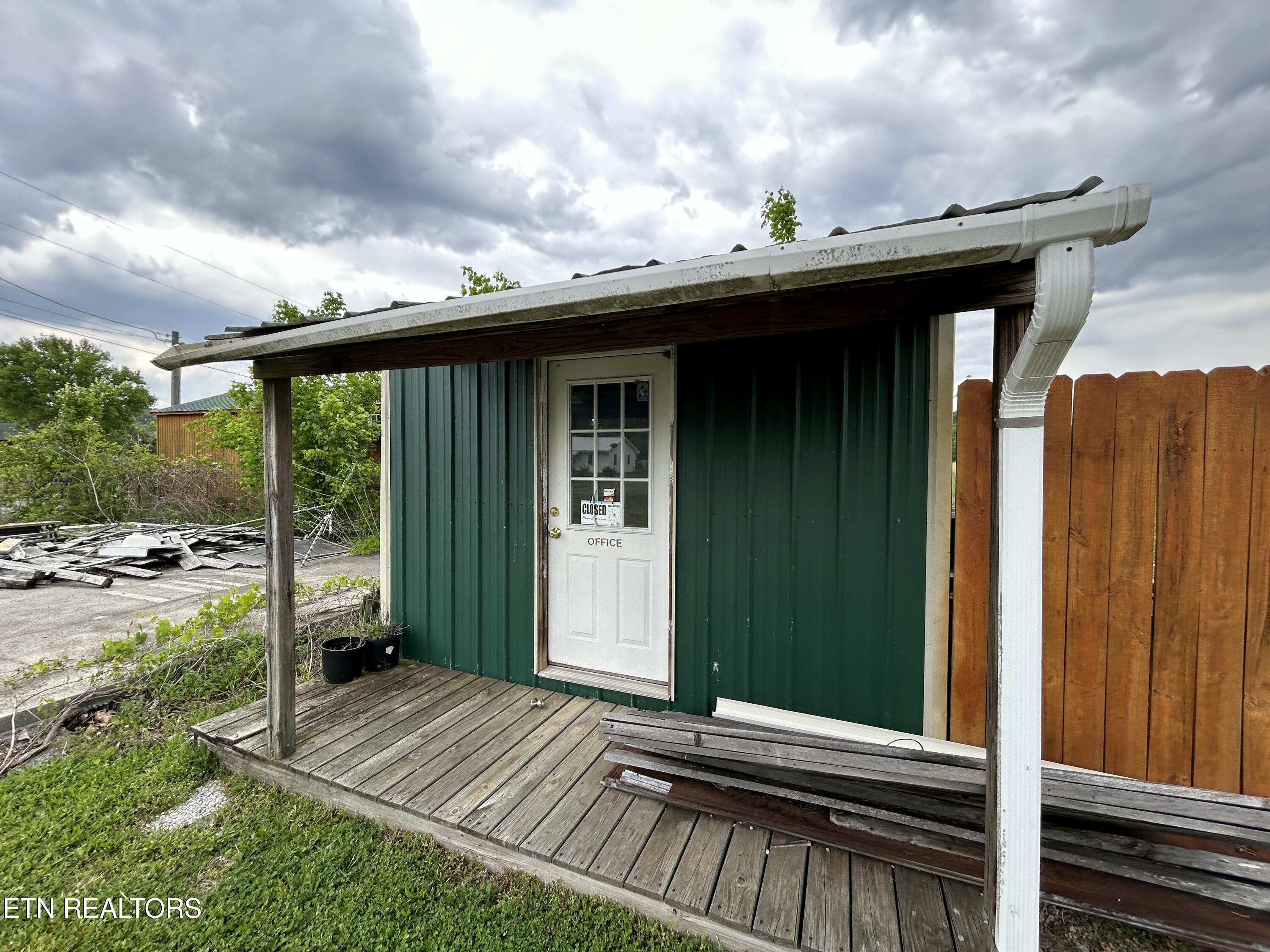 1630 Old Newport Hwy