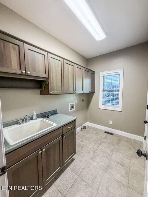 Tiny photo for 7400 Dovington Drive, Knoxville, TN 37920 (MLS # 1340624)