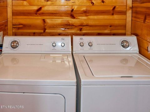 Tiny photo for 2251 Upper Middle Creek #6 Rd, Sevierville, TN 37876 (MLS # 1326160)