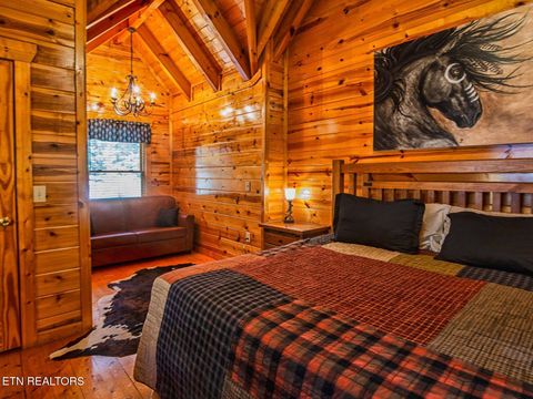 Tiny photo for 2251 Upper Middle Creek #6 Rd, Sevierville, TN 37876 (MLS # 1326160)