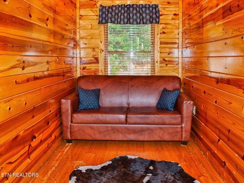 Tiny photo for 2251 Upper Middle Creek #6 Rd, Sevierville, TN 37876 (MLS # 1326160)