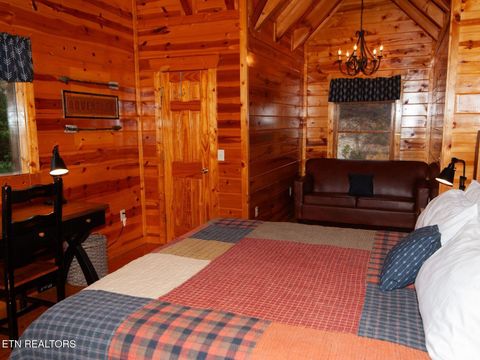 Tiny photo for 2251 Upper Middle Creek #6 Rd, Sevierville, TN 37876 (MLS # 1326160)