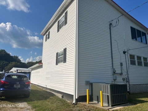 Tiny photo for 311 Willow Lane, Rocky Top, TN 37769 (MLS # 1355667)