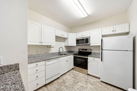 Tiny photo for 1700 Clinch Ave #108, Knoxville, TN 37916 (MLS # 1331138)