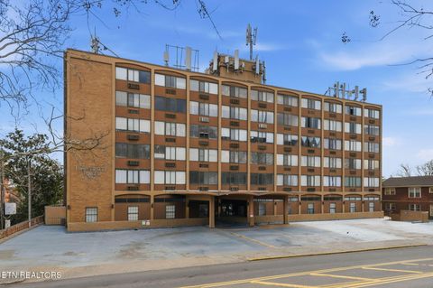 Tiny photo for 1700 Clinch Ave #108, Knoxville, TN 37916 (MLS # 1331138)