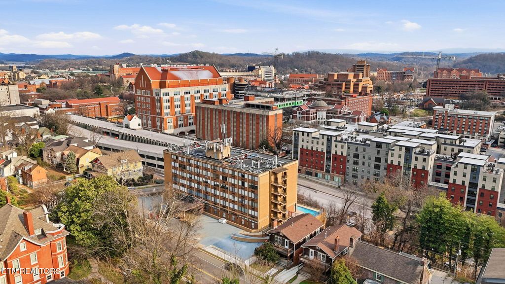 Photo of 1700 Clinch Ave #108, Knoxville, TN 37916 (MLS # 1331138)