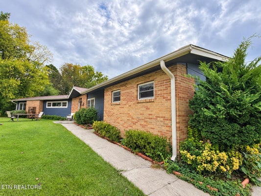 6148 KIRBURY LN, KNOXVILLE, TN 37909 - Image 21b0fdbc3d52f5ee5cf24f1a177612e1/3529509751