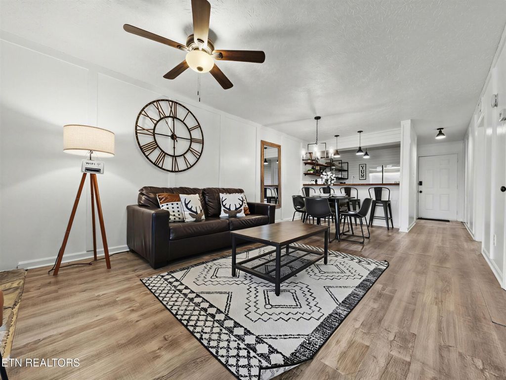 Photo of 616 Turkey Nest Rd #APT 313, Gatlinburg, TN 37738 (MLS # 1330598)