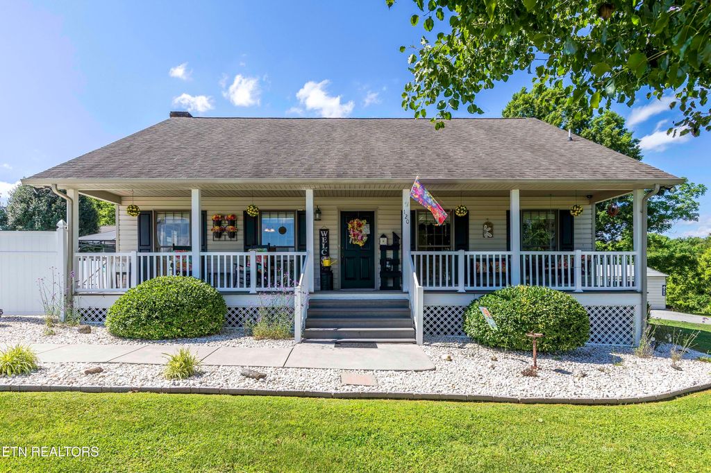 Photo of 120 Magnolia Lane, Jacksboro, TN 37757 (MLS # 1330984)