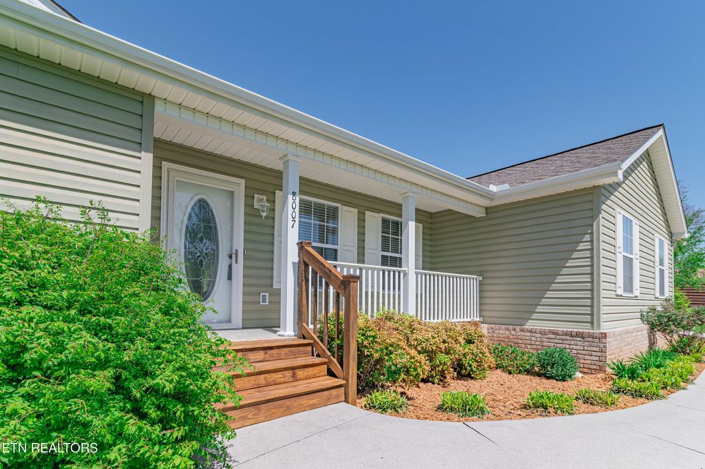 Photo of 8007 Tazewell Pike, Corryton, TN 37721 (MLS # 1297629)