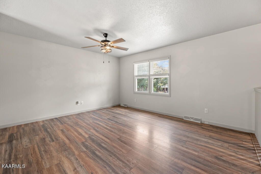 Photo of 2337 Airbase Rd, Louisville, TN 37777 (MLS # 1230036)