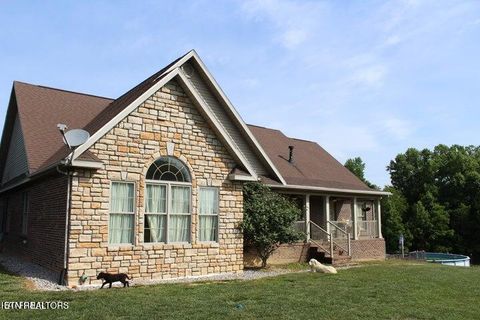 Photo of 541 Mae Drive, Jamestown, TN 38556 (MLS # 1333175)