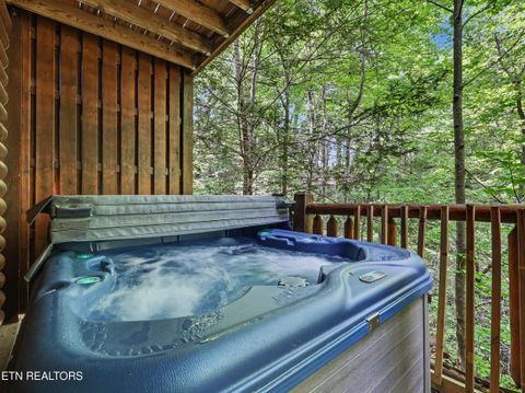 Tiny photo for 755 Glory Ridge Way, Gatlinburg, TN 37738 (MLS # 1341081)