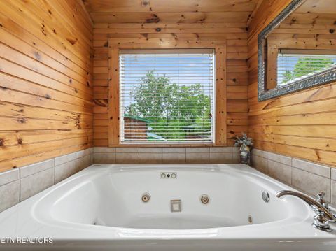 Tiny photo for 755 Glory Ridge Way, Gatlinburg, TN 37738 (MLS # 1341081)