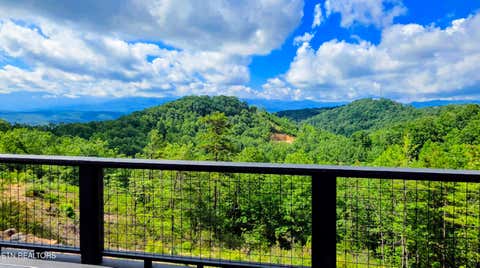 Tiny photo for 2608 Mountain Blvd, Sevierville, TN 37876 (MLS # 1349797)
