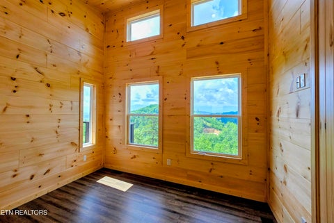 Tiny photo for 2608 Mountain Blvd, Sevierville, TN 37876 (MLS # 1349797)