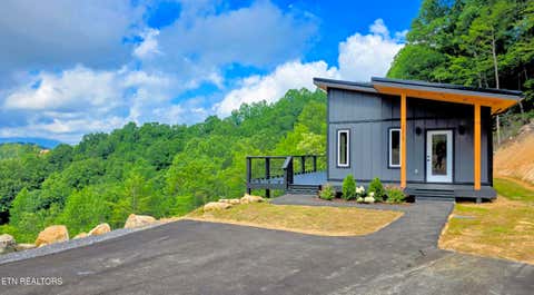 Tiny photo for 2608 Mountain Blvd, Sevierville, TN 37876 (MLS # 1349797)