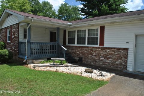 Photo of 2024 Radiance Drive, Knoxville, TN 37912 (MLS # 1328329)