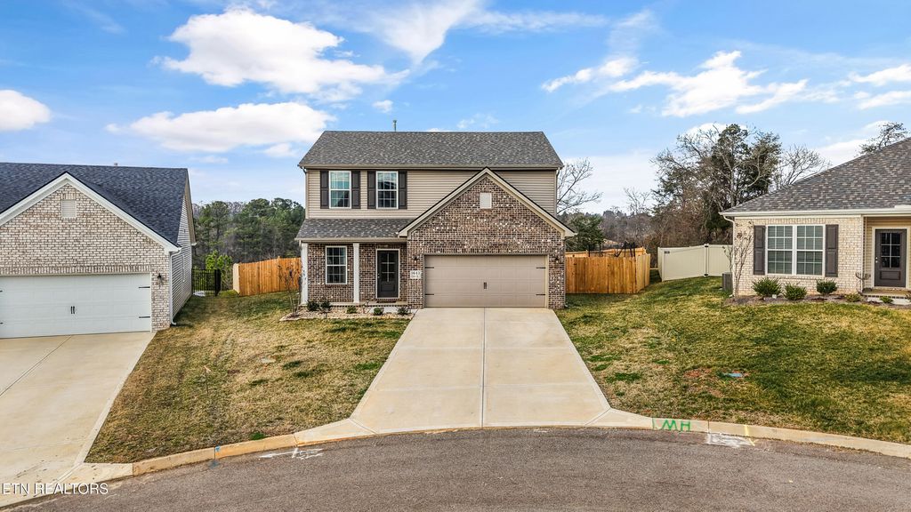 Photo of 3643 Crimson Circle, Maryville, TN 37801 (MLS # 1331875)
