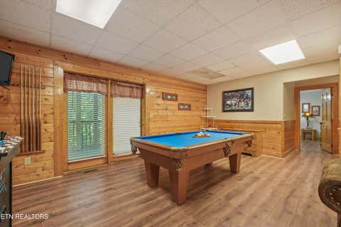 Tiny photo for 3208 White Falcon Way Way #814, Pigeon Forge, TN 37863 (MLS # 1349963)