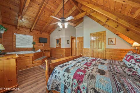 Tiny photo for 3208 White Falcon Way Way #814, Pigeon Forge, TN 37863 (MLS # 1349963)