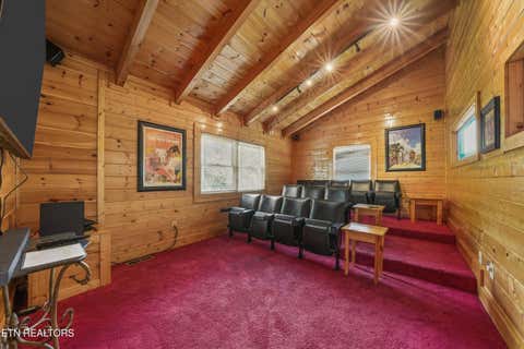 Tiny photo for 3208 White Falcon Way Way #814, Pigeon Forge, TN 37863 (MLS # 1349963)