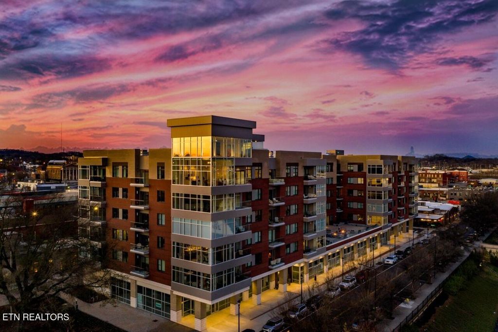 Photo of 333 W Depot Ave #617, Knoxville, TN 37917 (MLS # 1315268)