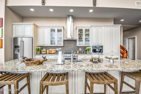 Tiny photo for 333 W Depot Ave #617, Knoxville, TN 37917 (MLS # 1315268)