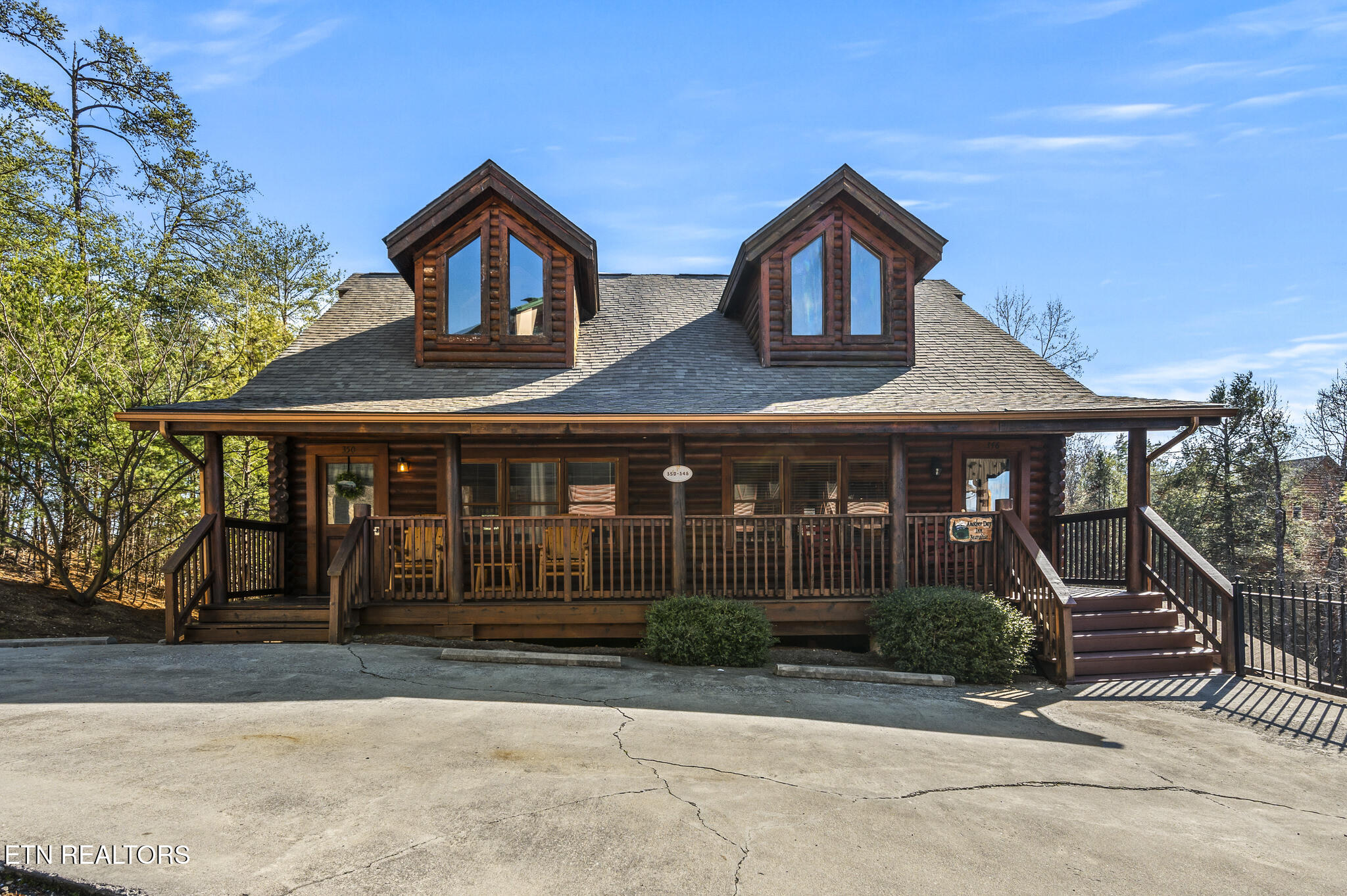 View Pigeon Forge, TN 37863 house