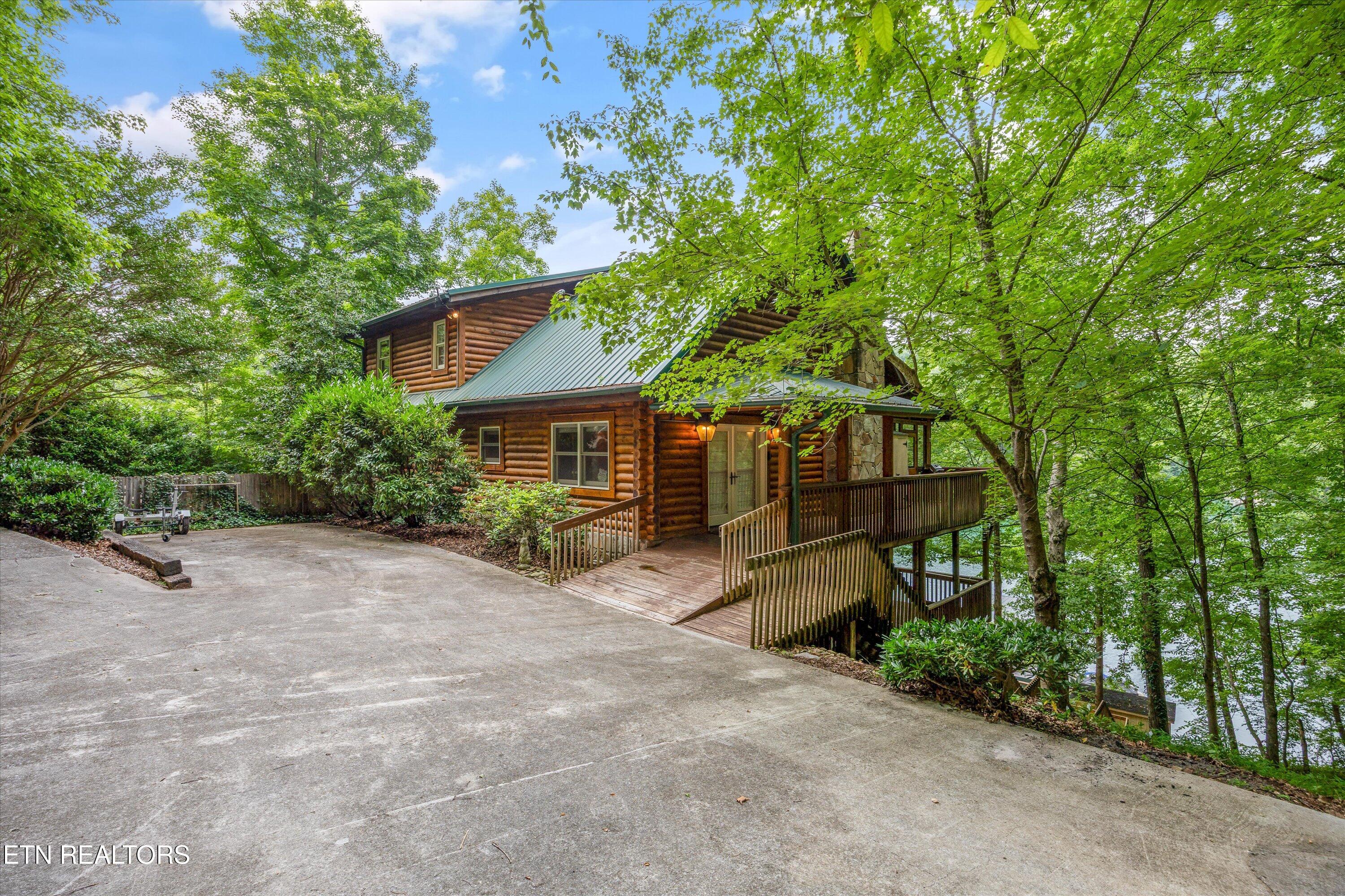 225 Yacht Club Lane