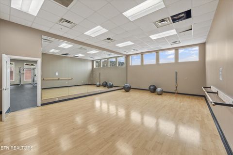 Tiny photo for 140 E Pineberry Rd, Oak Ridge, TN 37830 (MLS # 1331264)