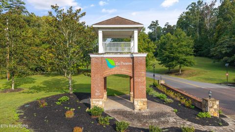 Tiny photo for 140 E Pineberry Rd, Oak Ridge, TN 37830 (MLS # 1331264)