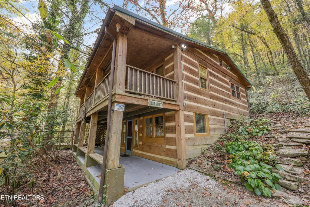 Photo of 322 Black Mash Hollow Rd, Townsend, TN 37882 (MLS # 1360438)