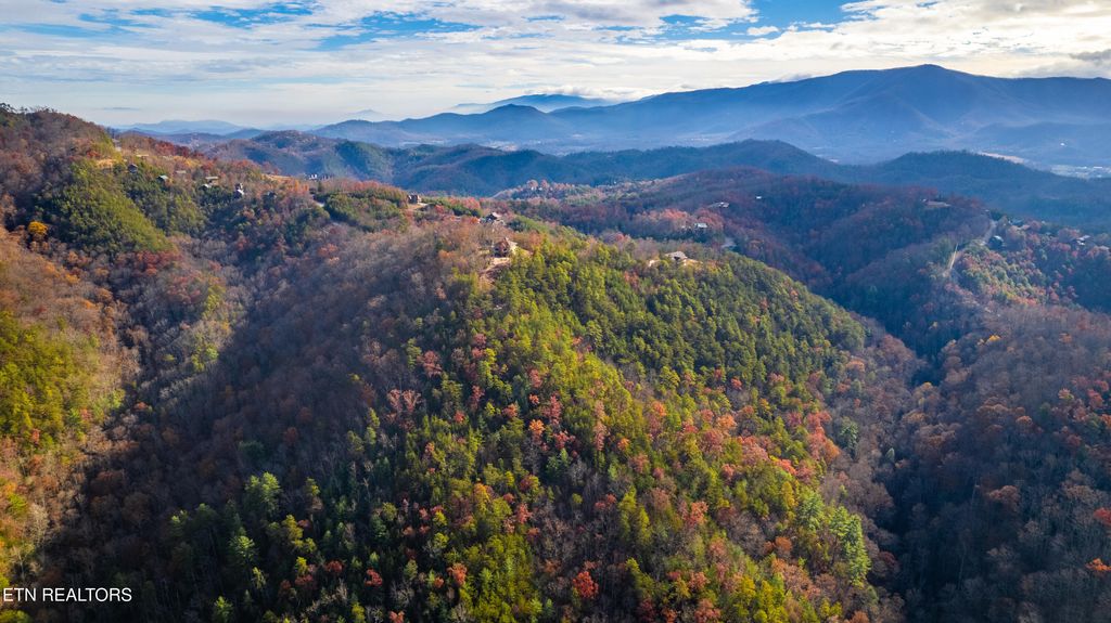 Photo of 12 Stackstone Rd, Sevierville, TN 37876 (MLS # 1331440)