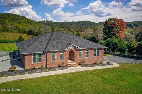 1945 Golden Mountain Rd Sparta TN 38583