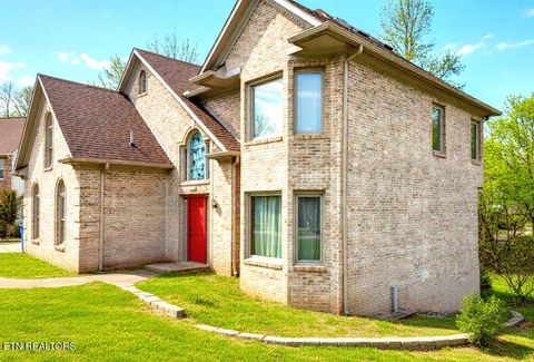 Photo of 118 W Melbourne Rd, Oak Ridge, TN 37830 (MLS # 1324712)