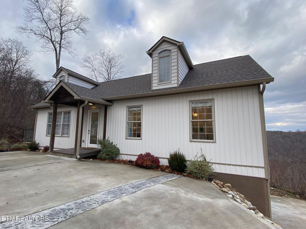 Photo of 576 Hickory Pointe Lane, Maynardville, TN 37807 (MLS # 1295534)