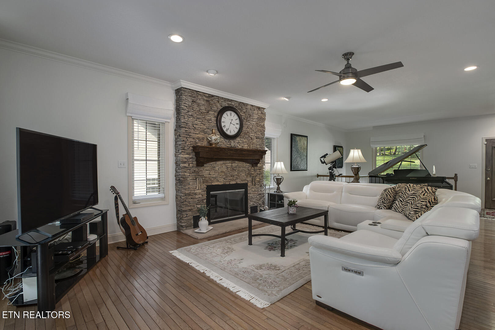 Loudon, Tennessee 37774, United States, 3 Bedrooms Bedrooms, ,3 BathroomsBathrooms,Residential,Active,149412