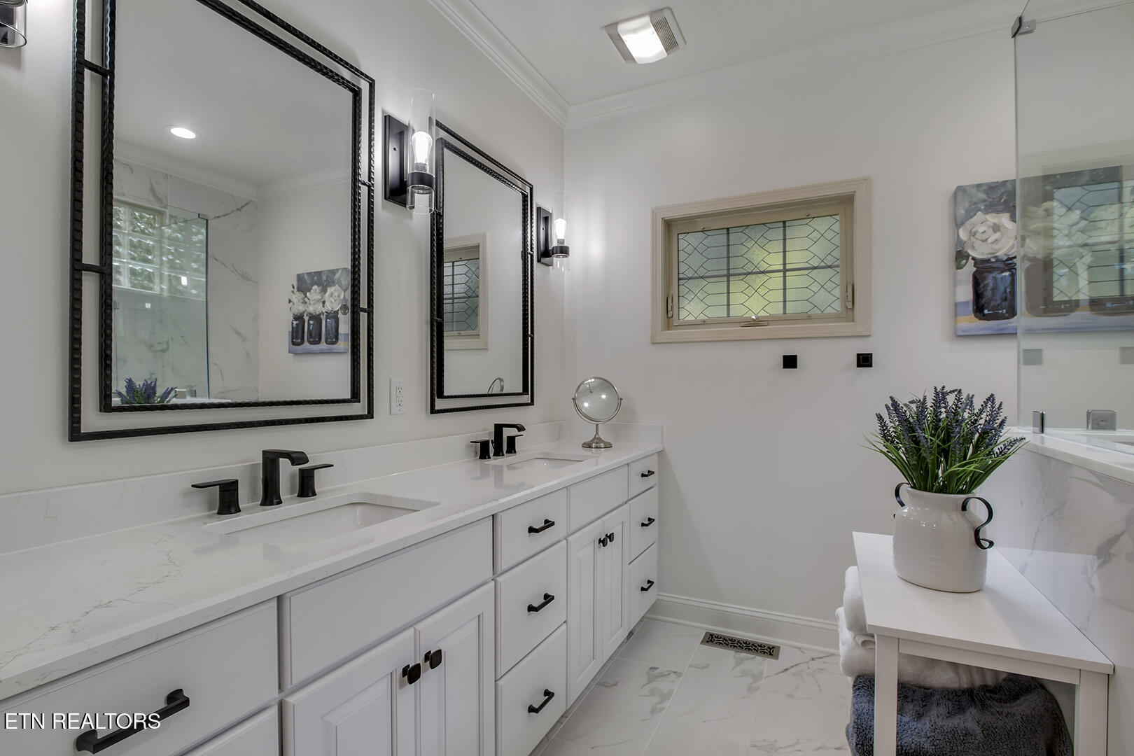 Loudon, Tennessee 37774, United States, 3 Bedrooms Bedrooms, ,3 BathroomsBathrooms,Residential,Active,149412