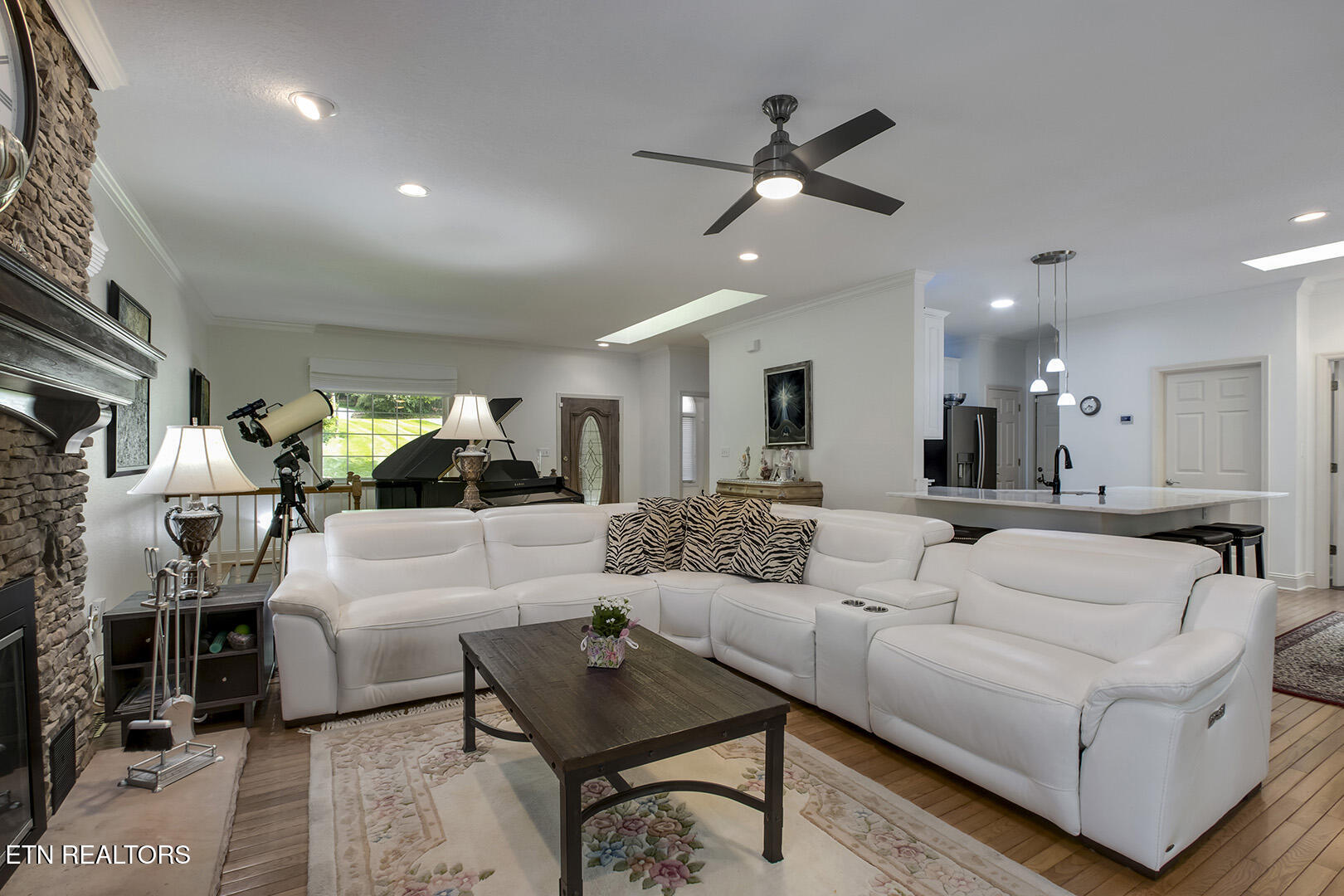 Loudon, Tennessee 37774, United States, 3 Bedrooms Bedrooms, ,3 BathroomsBathrooms,Residential,Active,149412