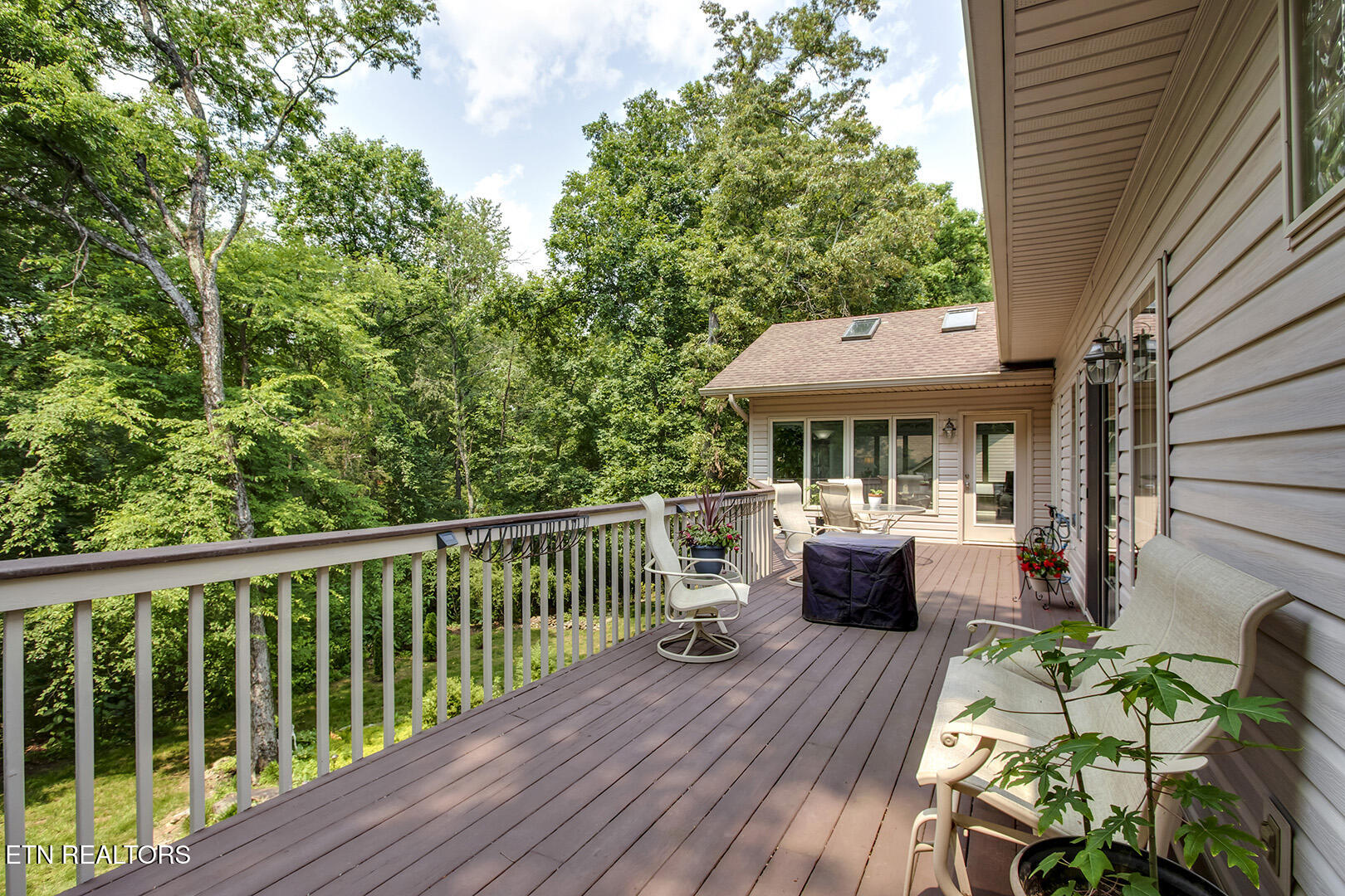 Loudon, Tennessee 37774, United States, 3 Bedrooms Bedrooms, ,3 BathroomsBathrooms,Residential,Active,149412